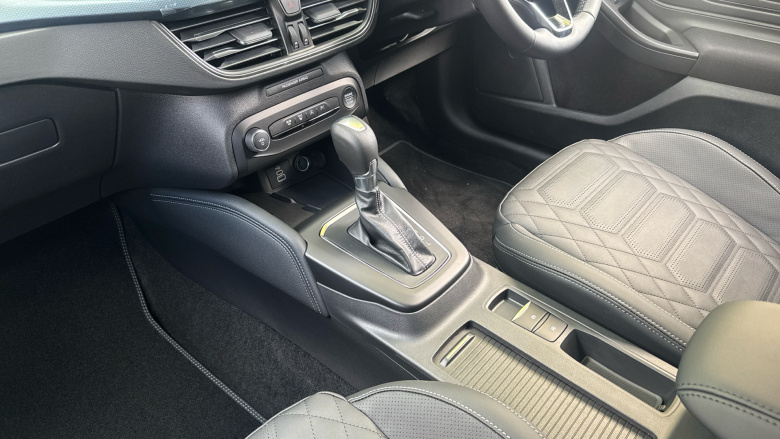 Ford Focus 1.0 EcoBoost Hybrid mHEV 155 Active X 5dr Auto Petrol Estate